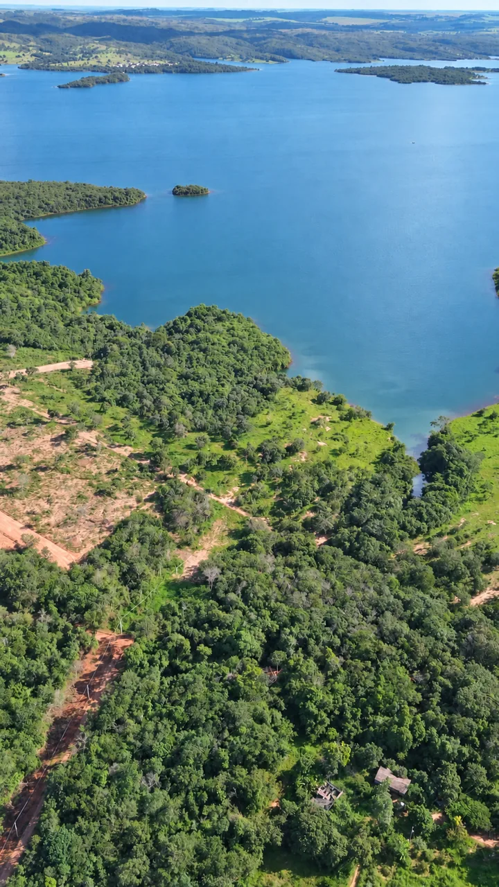 Condomínio Ilha do Sol e entorno do Lago Corumbá — vista aérea 5